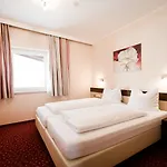 Aparthotel Dorfplatzl Garni &