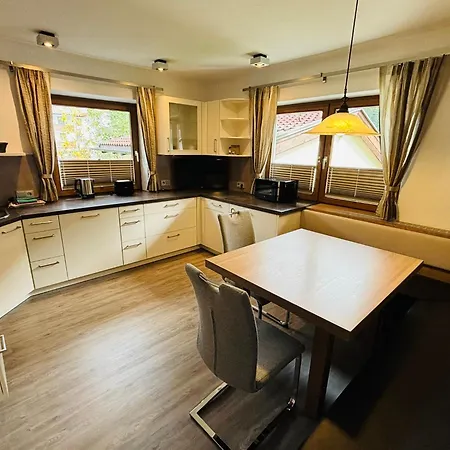 Hotel apartamentowy Dorfplatzl Garni &