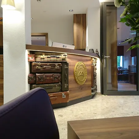 Dorfplatzl Garni & 아파트호텔 4*