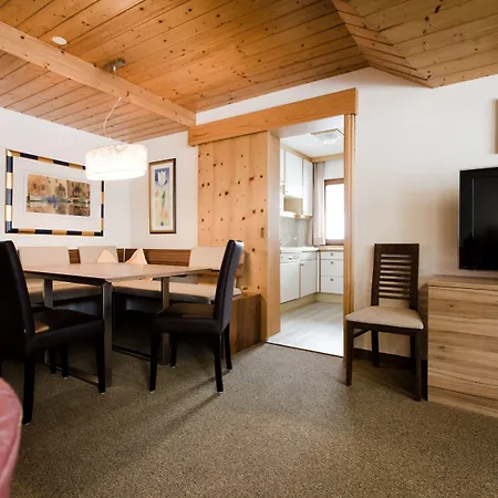 아파트호텔 Dorfplatzl Garni & 턱스