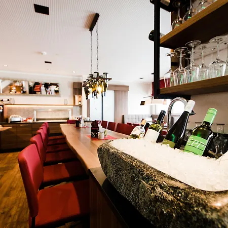 Dorfplatzl Garni & Appart hôtel 4*