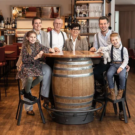 Dorfplatzl Garni & 아파트호텔