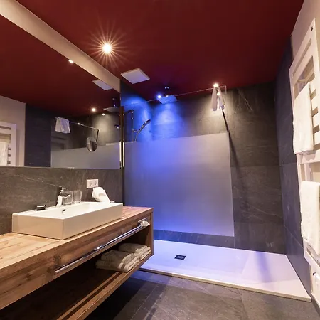 Dorfplatzl Garni & Lejlighedshotel