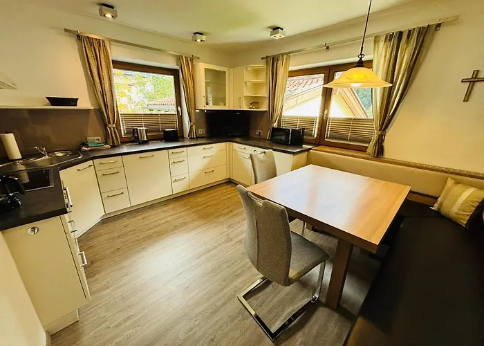 Dorfplatzl Garni & Appart hôtel Tux