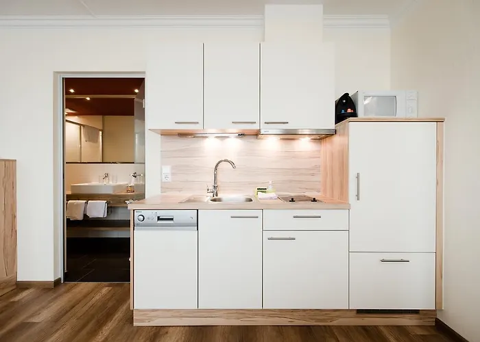 Dorfplatzl Garni & Tux