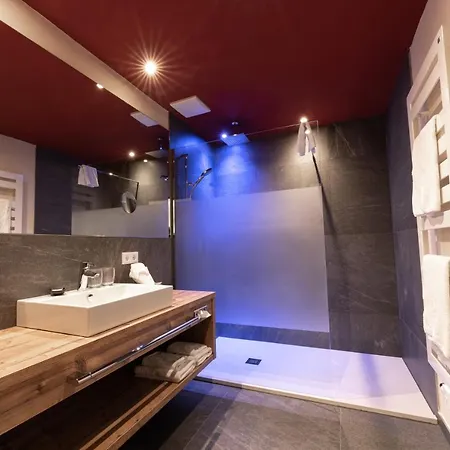 Dorfplatzl Garni Aparthotel 4*
